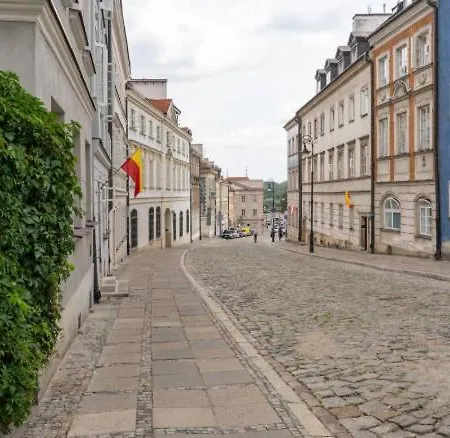 アパート Old Town Nest ワルシャワ