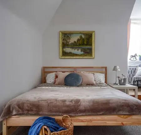شقة Old Town Nest